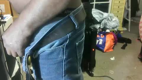 Snapshot of blackmanluv chatting on December 11, 2024, 9:41 am Me and her online show from December 11, 2024, 9:41 am