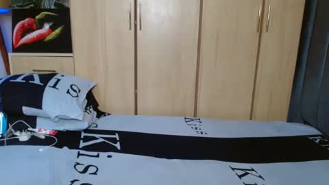 Smiley sylivia online show from February 23, 2025, 6:28 am