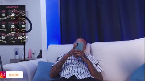 blackout9703 online show from February 11, 2026, 2:16 am