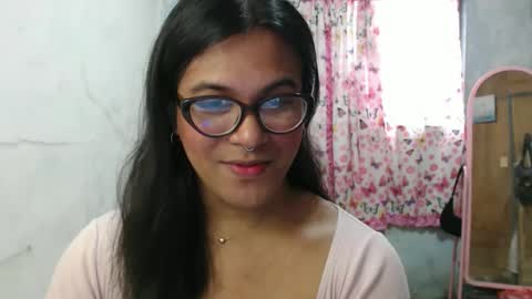 Ellez online show from February 20, 2026, 5:59 am