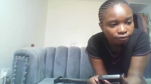 Snapshot of blackprincess25 chatting on November 9, 2025, 11:14 pm Lorraine online show from November 9, 2025, 11:14 pm