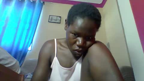 Snapshot of blacksexygal chatting on May 18, 2026, 5:13 am SARAH online show from May 18, 2026, 5:13 am