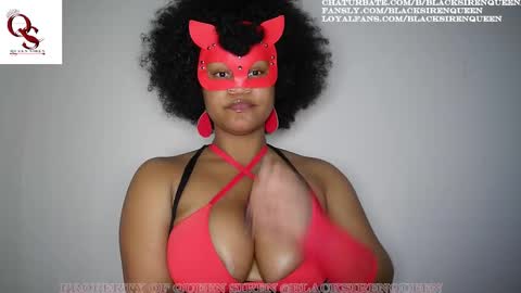 Queen Siren online show from February 19, 2025, 1:08 am