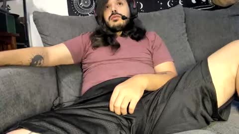 Black wolf online show from January 6, 2025, 8:07 pm