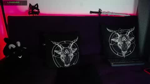 Dave online show from February 18, 2025, 9:42 pm