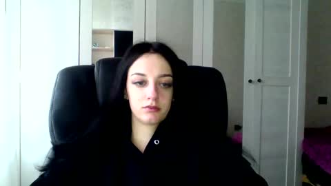 Ivy online show from January 17, 2025, 1:24 pm