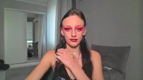 Ivy online show from October 29, 2025, 1:24 pm