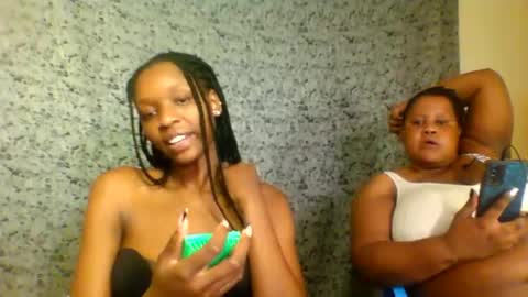 Snapshot of blacky_winndy chatting on September 14, 2025, 12:26 pm blacky_winndy online show from September 14, 2025, 12:26 pm