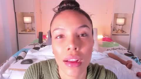 GRACE online show from November 21, 2025, 4:05 pm