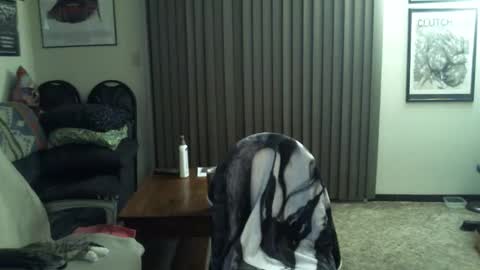 bladesizzo3111 online show from December 29, 2024, 7:06 am