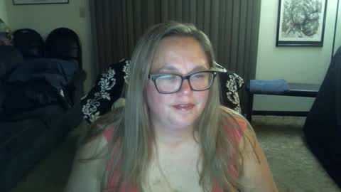 bladesizzo3111 online show from September 10, 2025, 6:46 am