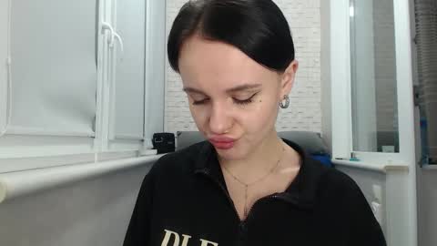 BlairYates online show from November 12, 2025, 1:28 am