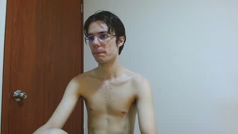 Snapshot of blakeshatter chatting on December 27, 2024, 7:57 pm blakeshatter online show from December 27, 2024, 7:57 pm