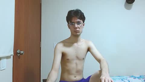 Snapshot of blakeshatter chatting on January 18, 2025, 2:44 pm blakeshatter online show from January 18, 2025, 2:44 pm