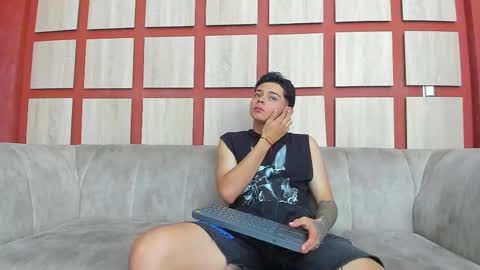 The Best Models online show from March 3, 2025, 8:32 pm