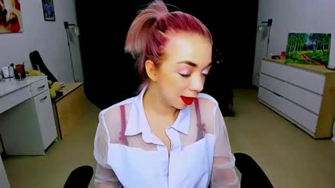 Nicole online show from December 22, 2024, 5:23 am