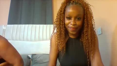 Snapshot of bliss_diva chatting on October 1, 2025, 4:46 pm Bliss diva online show from October 1, 2025, 4:46 pm