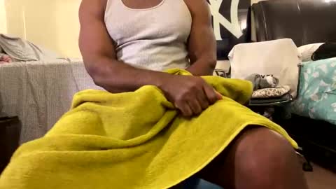 blkbiguncut10462 online show from March 10, 2025, 9:40 pm