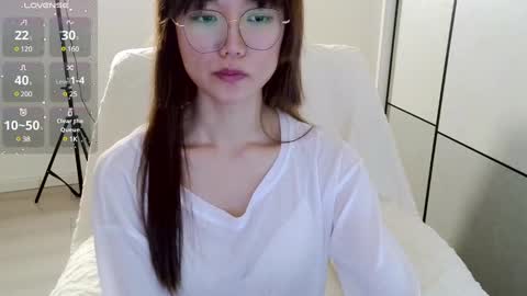 Snapshot of blon_kater chatting on December 13, 2024, 8:09 am YoYo online show from December 13, 2024, 8:09 am