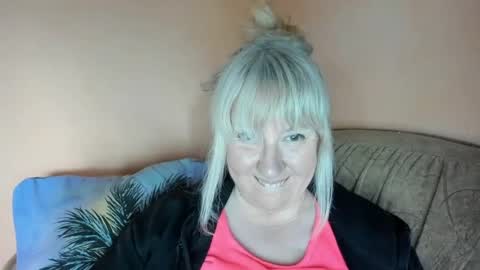 Snapshot of blonde_angel20 chatting on June 15, 2026, 4:53 pm Nicole online show from June 15, 2026, 4:53 pm