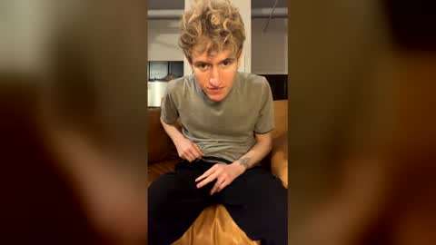 Blondie online show from January 17, 2026, 8:19 am