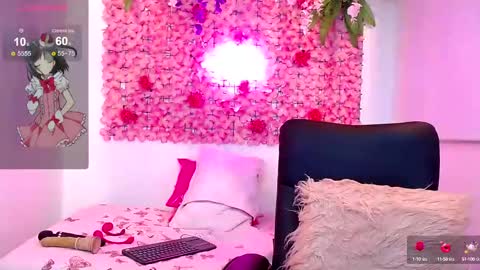 blonde_squirt_ online show from February 19, 2025, 4:01 am