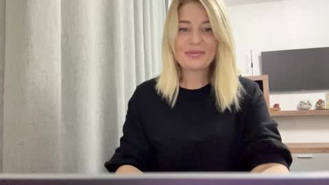 blondie_xoxoxo online show from September 9, 2025, 5:51 am