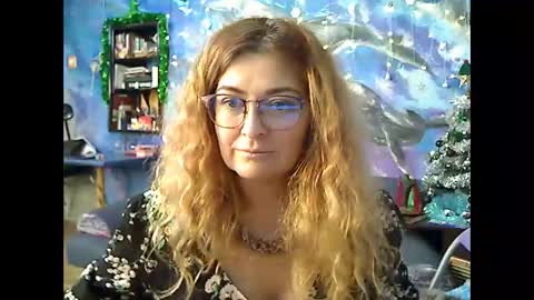 Snapshot of blondmilfs chatting on January 5, 2025, 10:32 am BlondMILfs online show from January 5, 2025, 10:32 am