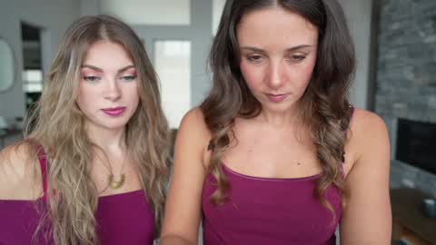 Emma Bloom online show from January 3, 2025, 8:01 pm