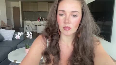 Snapshot of bloomyogi chatting on May 24, 2026, 6:13 pm Emma Bloom online show from May 24, 2026, 6:13 pm