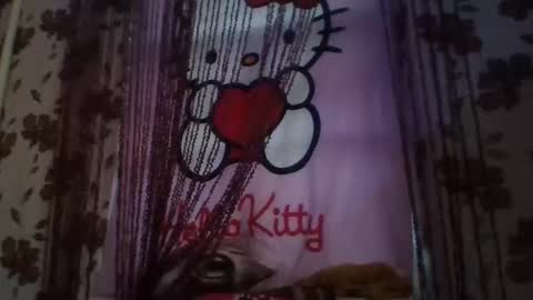 Snapshot of blowin_in_thewind chatting on December 4, 2025, 7:39 am blowin_in_thewind online show from December 4, 2025, 7:39 am