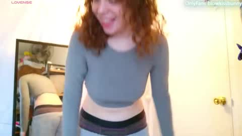 Blow Kiss Bunny online show from April 9, 2026, 8:58 pm