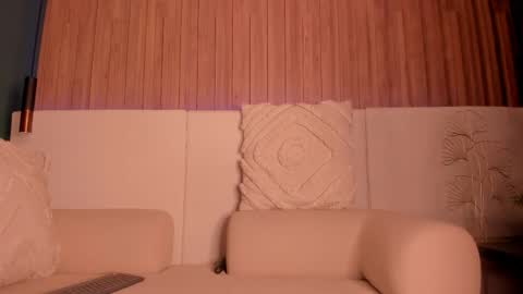 blue_anngel online show from May 23, 2026, 2:06 am