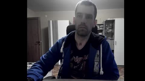 Snapshot of blue_eyed_wolf chatting on January 12, 2026, 3:06 pm Runaway online show from January 12, 2026, 3:06 pm