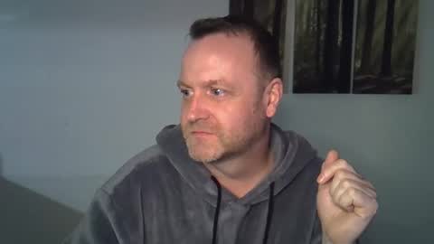 blue_eyes_paul online show from April 5, 2026, 11:46 pm