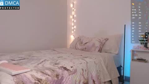 Snapshot of blue_nebula chatting on February 24, 2026, 1:09 pm Blue online show from February 24, 2026, 1:09 pm