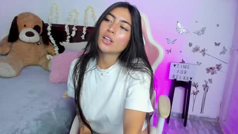 Linda  online show from March 5, 2025, 5:18 pm