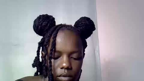 blue_savagee online show from October 20, 2025, 9:37 pm