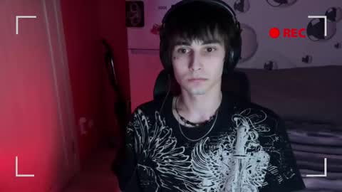 SONNYVAN online show from November 5, 2025, 6:52 pm