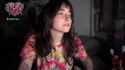 Blue online show from November 15, 2025, 1:14 am