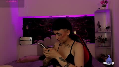            online show from February 12, 2025, 8:50 pm