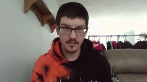 Blue B. Hyena online show from November 30, 2025, 8:57 pm