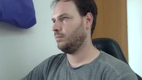 Blue online show from October 13, 2025, 6:52 pm