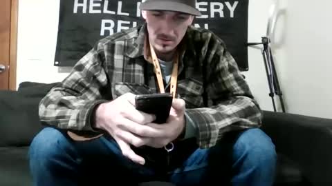 Snapshot of bluecollarfck chatting on January 15, 2026, 9:07 pm Dominick Wyte online show from January 15, 2026, 9:07 pm