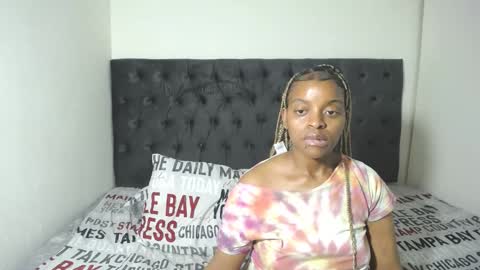 Snapshot of bluedi622952 chatting on January 21, 2025, 5:49 am Tee online show from January 21, 2025, 5:49 am