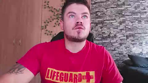 blueeyeboy0 online show from September 10, 2025, 6:46 am