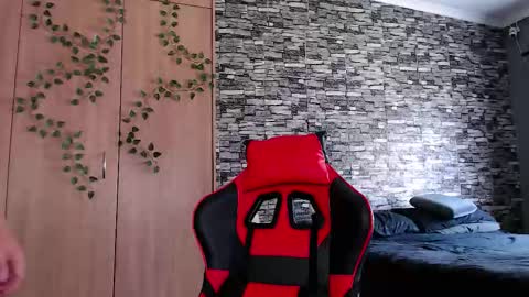 blueeyeboy0 online show from December 15, 2025, 7:45 am