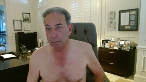 blueisles online show from April 19, 2026, 6:43 pm