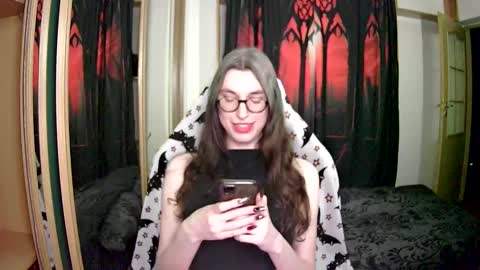 Bluerose online show from March 3, 2025, 7:06 pm