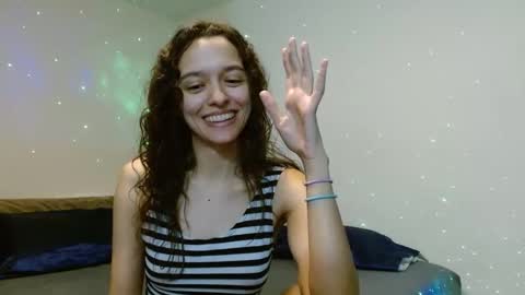 bluevixen7 online show from December 22, 2024, 7:54 am